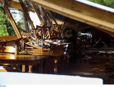 Νέα Πλάγια Χαλκιδική: Έτσι σκοτώθηκαν στην ταβέρνα μάνα και γιος – Tι λένε νέες μαρτυρίες (βίντεο)